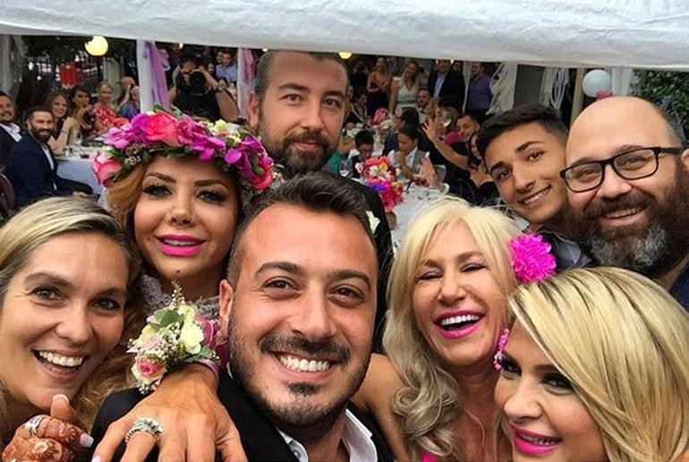 Tanyeli'nin süper lüks evine bakın manzarasını görenlerin ağzı açık kaldı - Resim: 2