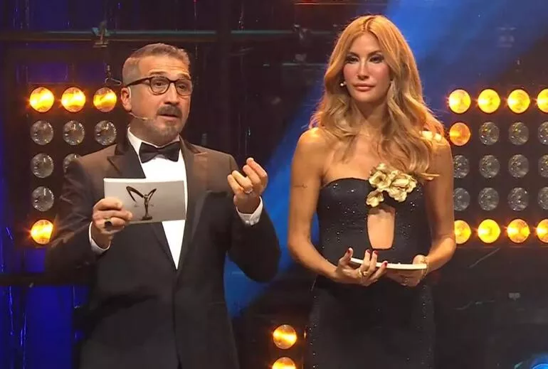 48. Pantene Altın Kelebek Ödülleri sahiplerini buldu! İşte görkemli gecede ödül alan isimler... - Resim: 1