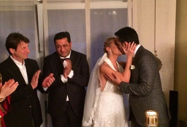 Taze gelin Helin Avşar'dan kayınvalideye servis - Resim: 3