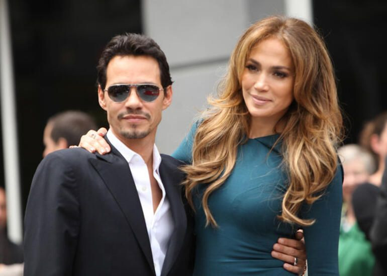 Jennifer Lopez'in eski eşi Marc Anthony'nin yatı yandı milyon dolarlar denize gömüldü - Resim: 1