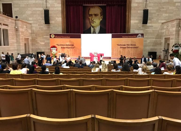 Fikret Hakan'ın cenazesinde büyük rezalet! Kimse gelmedi - Resim: 3