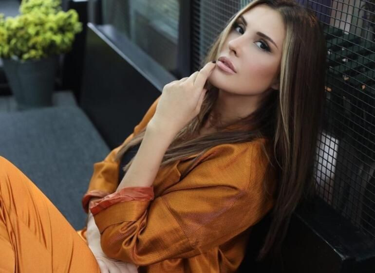 Üvey babasıyla başı dertte Ebru Destan gerçeği anlattı 'Seni öldüreceğim' - Resim: 3