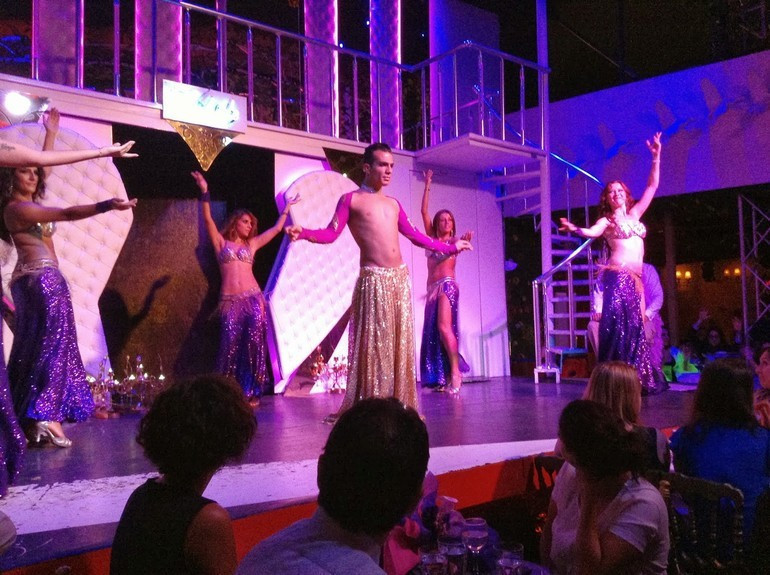 Ünlü eğlence mekanı  'Cahide' yıkıldı - Resim: 4