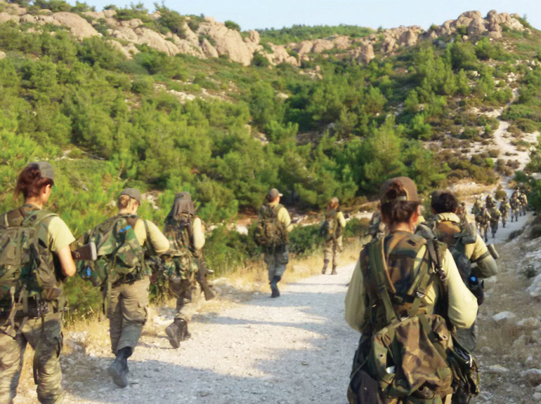 Nene Hatunlar Afrin için emir bekliyor: Hazırız... - Resim: 4