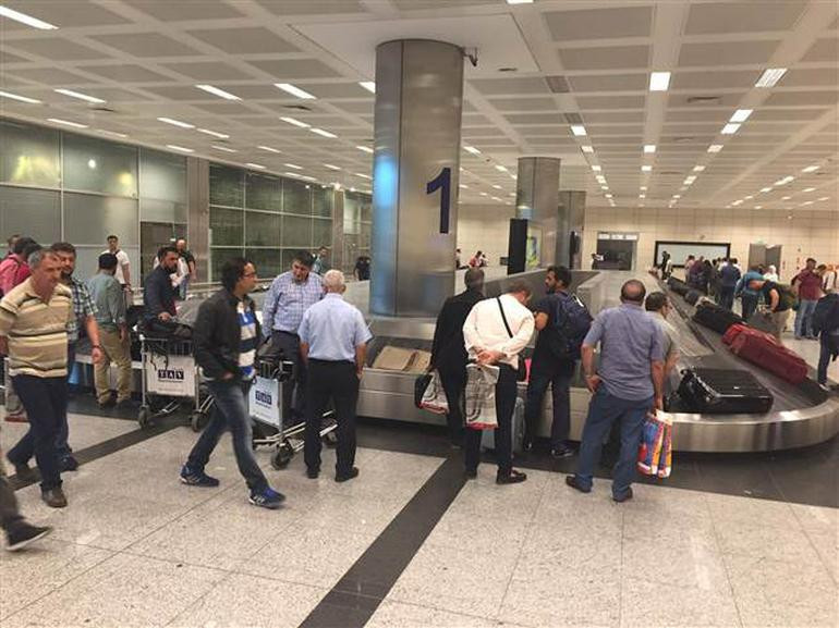 Sıcak haber! Son uçaklarla koşa koşa dönüyorlar!.. - Resim: 2