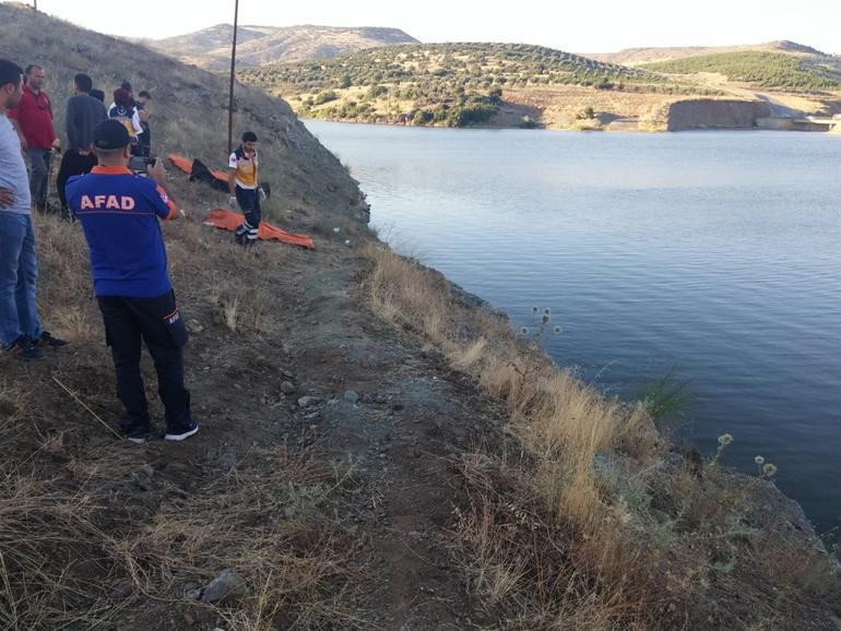 Genç kızları kurtarmak isterken canından oldu - Resim: 3