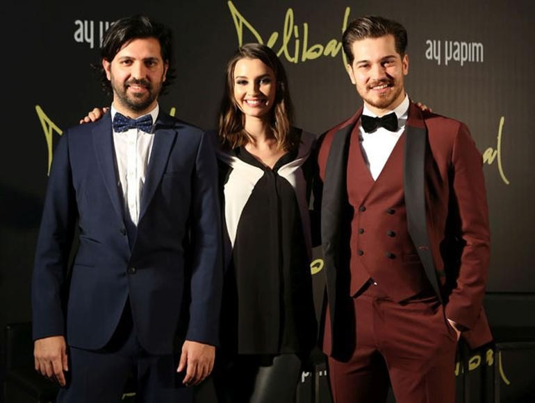 Çağatay Ulusoy'un filmine ünlüler akın etti - Resim: 2