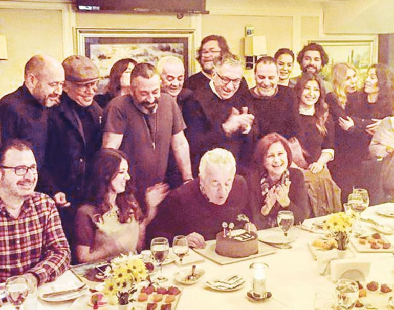 Cem Yılmaz'ın yeni sevgilisi bakın kimmiş! - Resim: 4