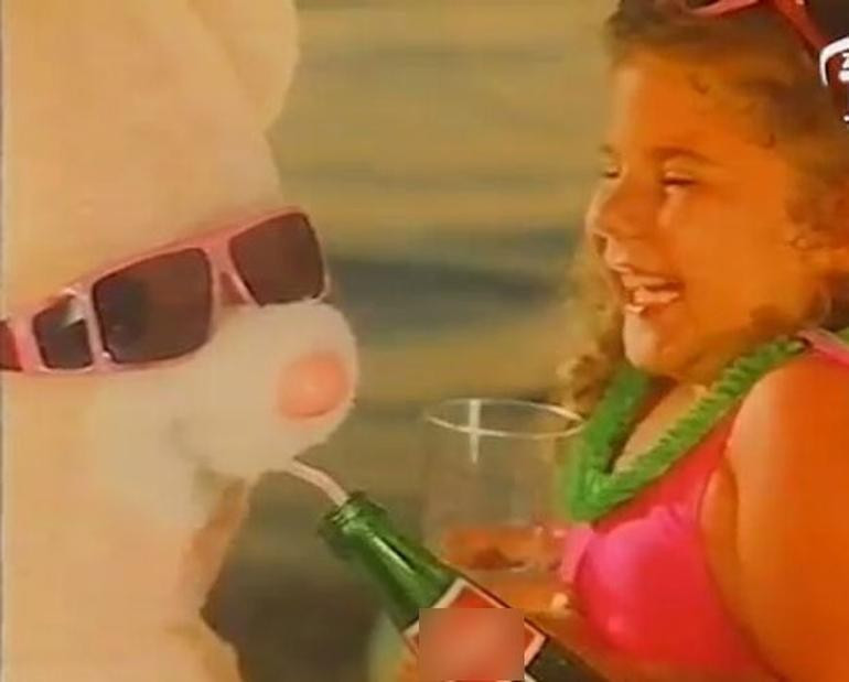 10 yüz bin milyon baloncuk diyen kızın son hali - Resim: 2