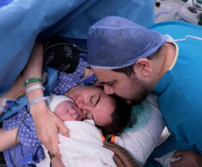 İkinci kez anne olan Berfu Yenenler oğlu Mete'yi ilk kez paylaştı! 'Evde 3 Eser olacak' - Resim: 2