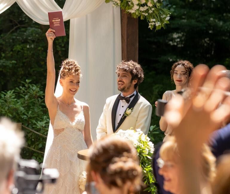 Taner Ölmez ile Ece Çeşmioğlu'ndan müjdeli haber: Bebek geliyor! - Resim: 1