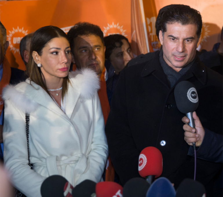Çapkın KKTC Başbakanı yasak aşkıyla muradına erdi! - Resim: 1