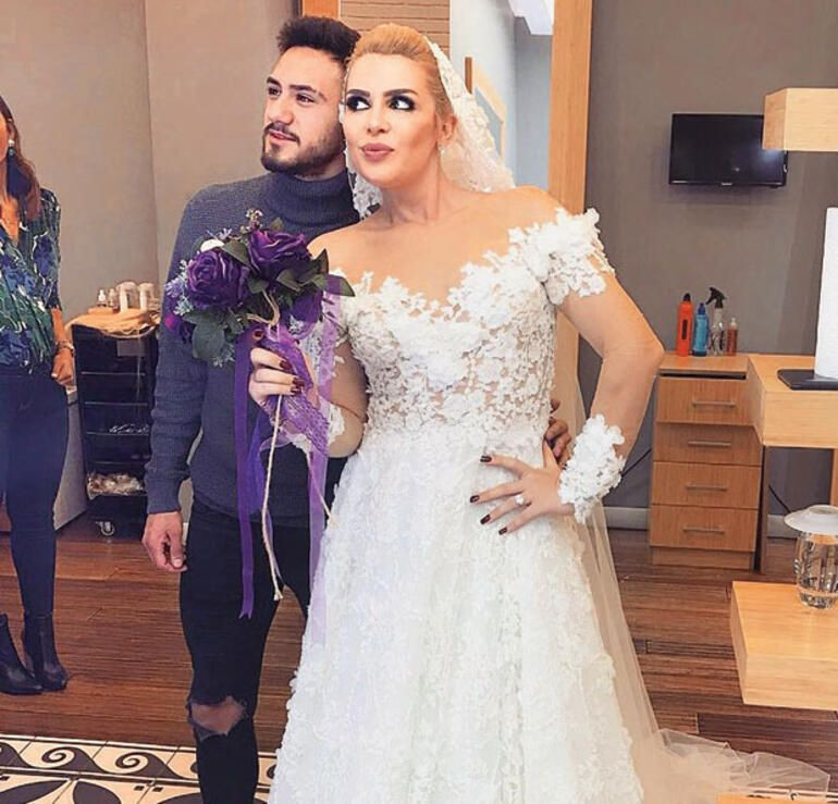 Selin Ciğerci ve Gökhan Çıra çifti evlilik yıl dönümlerini kutladı! - Resim: 1