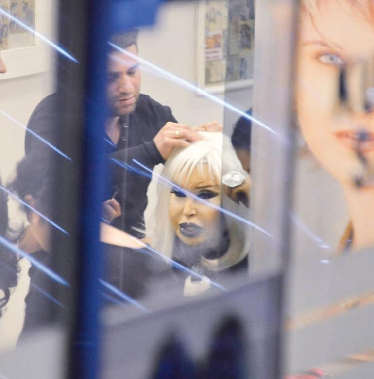 Bülent Ersoy'a 7 saatlik bakım işte son hali! - Resim: 3