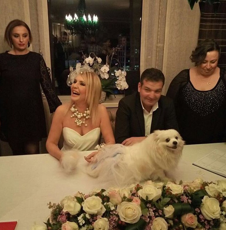 Seda Akgül evlendi! Düğün fotoğraflarını böyle paylaştı - Resim: 2