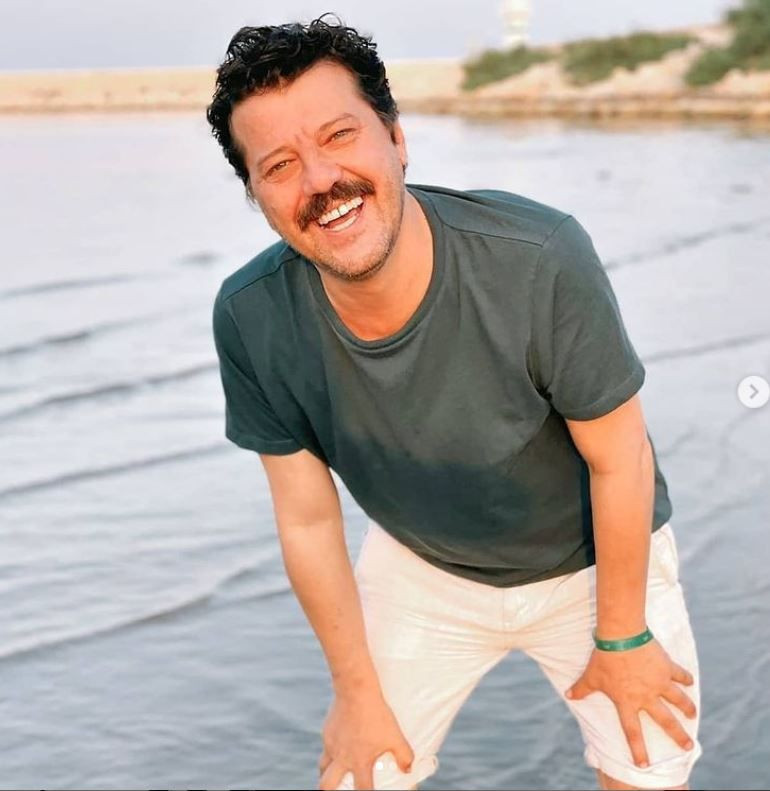 İlker Aksum'un komik anları! Alkollü yakalandı: Gel beraber eve girelim - Resim: 1