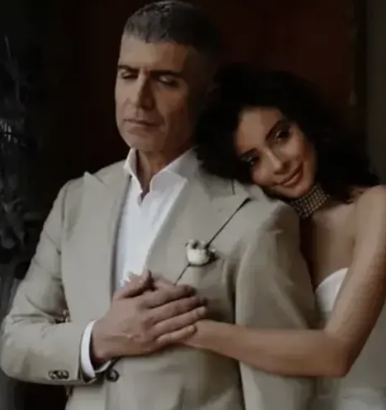 Özcan Deniz ve Samar Dadgar'dan romantik kareler! Öpücüklere boğdular - Resim: 2