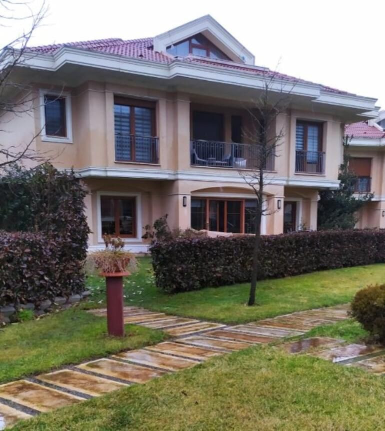 Memurlar kapısına dayandı! Sol Yanım'ın yıldızı Defne Samyeli hayatının şokunu yaşadı - Resim: 3