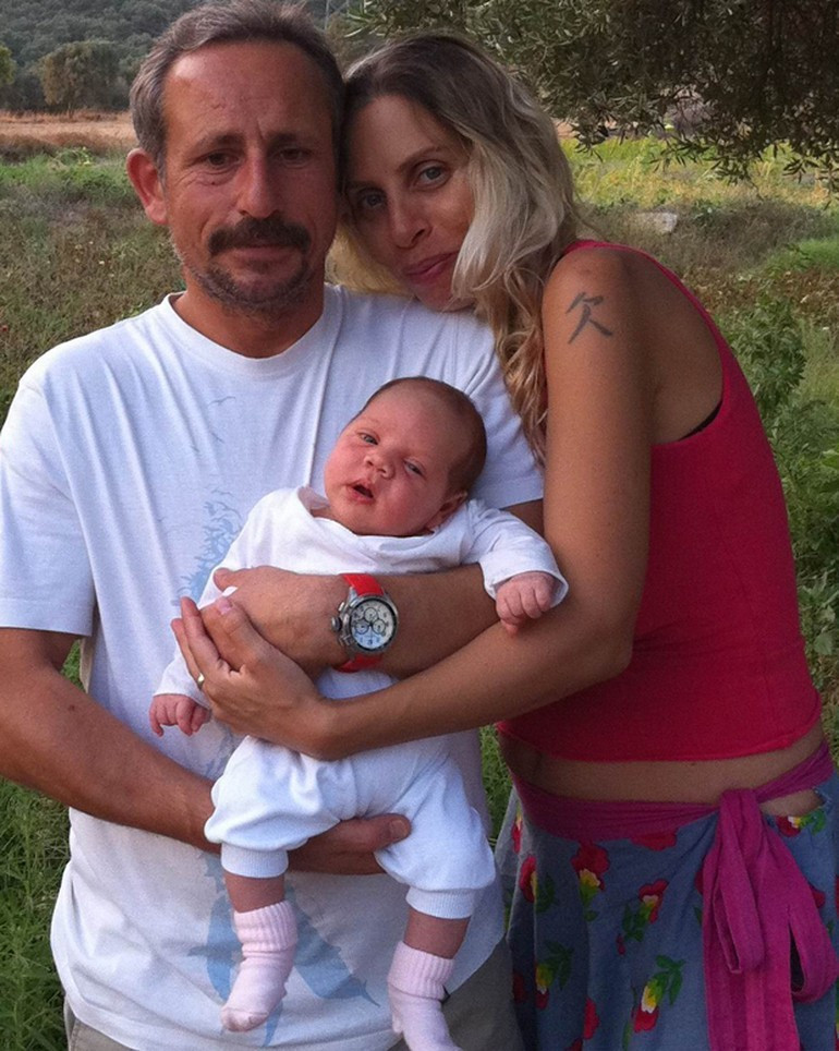 Bir ay önce boşanmışlar - Resim: 3