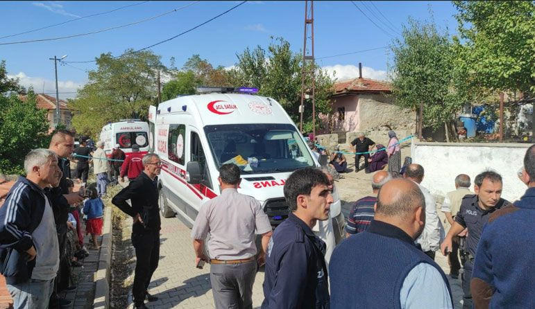 Yozgat'ta doğal gaz patladı! 2 katlı ev çöktü görüntüler feci - Resim: 3
