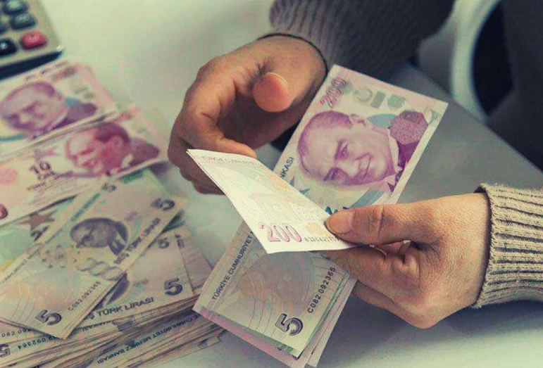 EYT 1 yıl sonraya mı ertelendi? AK Parti MYK'da ertelensin denmişti - Resim: 1