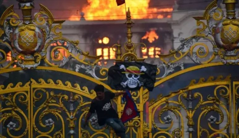 Protestolar nedeniyle Nepal'de ölü sayısı 30'a yükseldi - Resim: 2