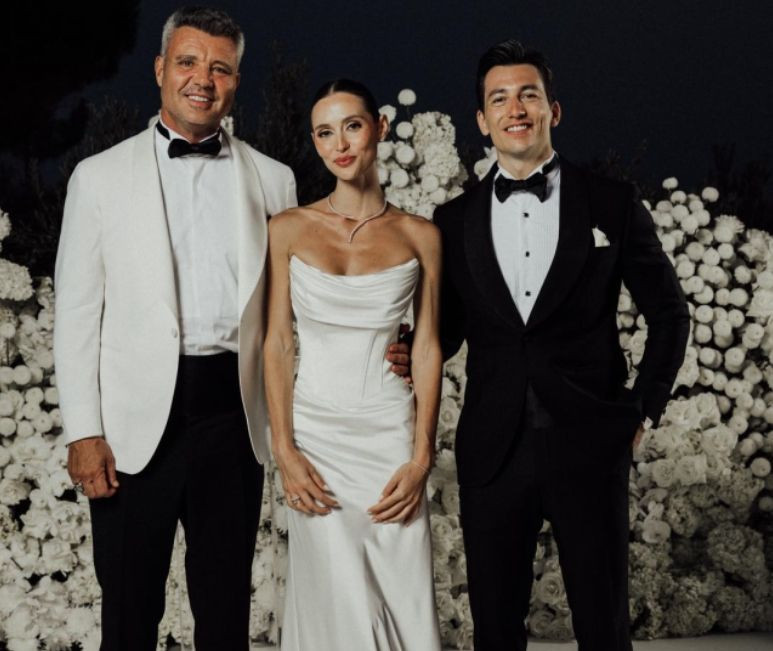 Saran Ailesi'nin en mutlu günü! Kızı Lal'in düğününde gözyaşları sel oldu... - Resim: 3