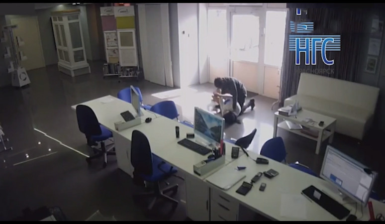 Dehşet görüntüler! Ofiste kadına tecavüz etmeye çalıştı - Resim: 4