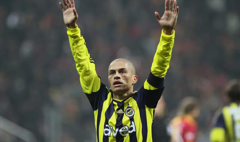 Alex de Souza’dan Fenerbahçelileri ağlattı - Resim: 0