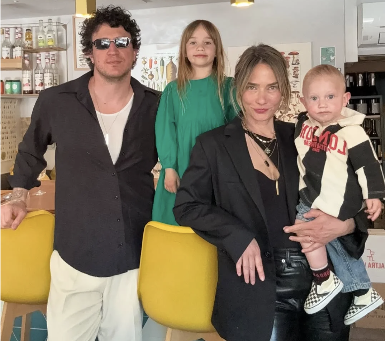 Bir çift daha Türkiye'yi terk etti! - Resim: 1