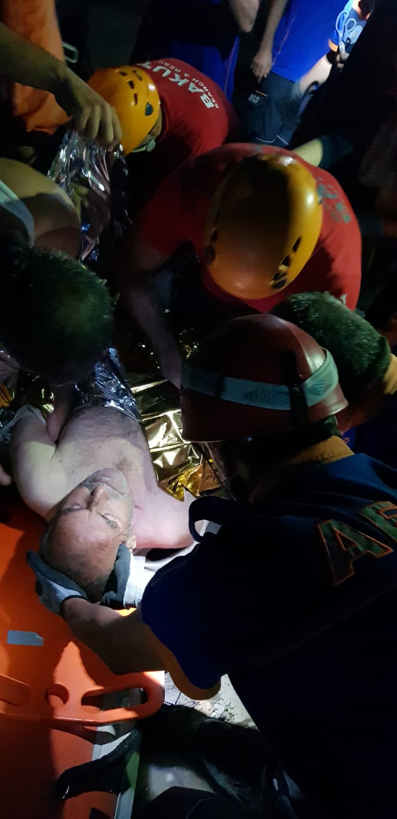 Barajda uzatılan sopayla hayata tutundu - Resim: 3