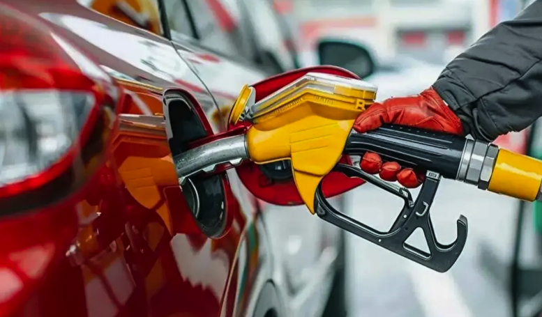 Motorin indirimini ÖTV yemişti! Benzin için çok büyük indirim geldi ama... - Resim: 2