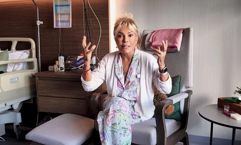 Semiramis Pekkan peruğa veda etti! Kanser tedavisi sonrası ilk karesi olay oldu - Resim: 2