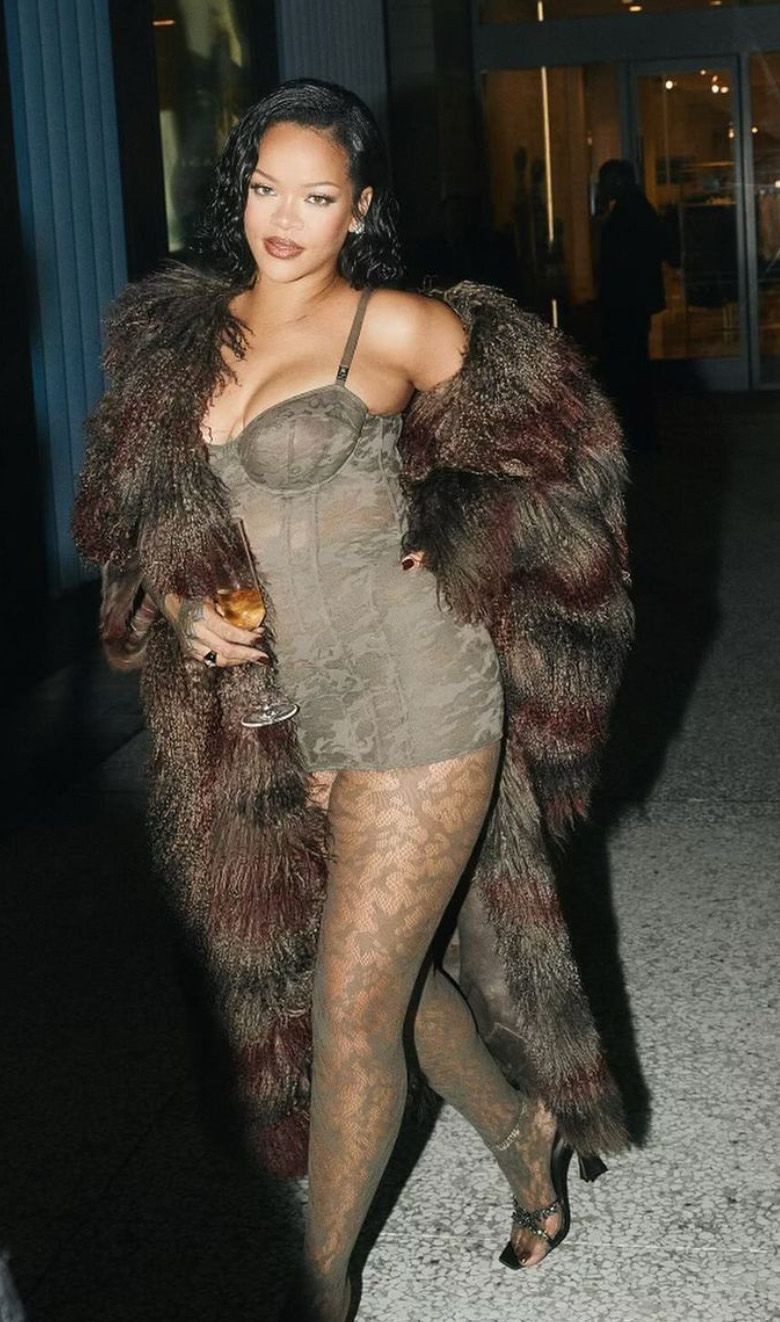 Fenerbahçe için dev proje! Acun Ilıcalı, Rihanna ile bombayı patlatıyor: Kulübün kasası dolacak - Resim: 3