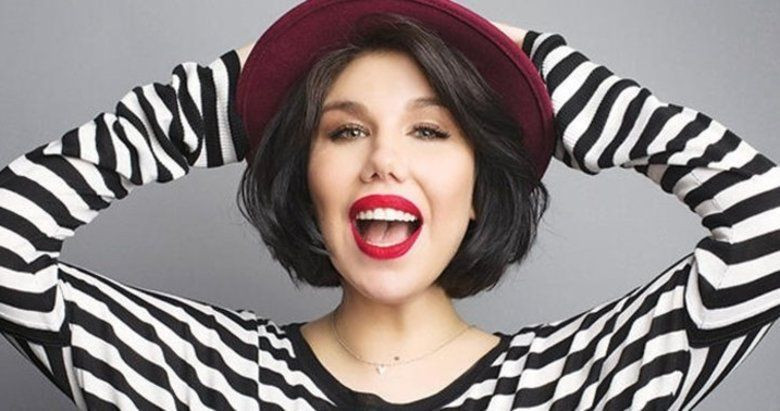 Hapis cezası alan Pucca lakaplı Pınar Karagöz'e bir şok da kitapevinden - Resim: 1