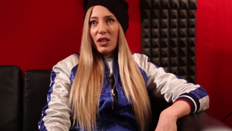 Sokak ortasında dehşet! Kocası ünlü rapçiyi silahla dövdü - Resim: 1