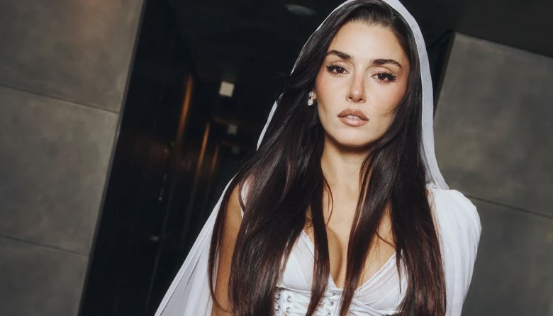 Hande Erçel ve Jennifer Lopez'den yeni kare... - Resim: 1