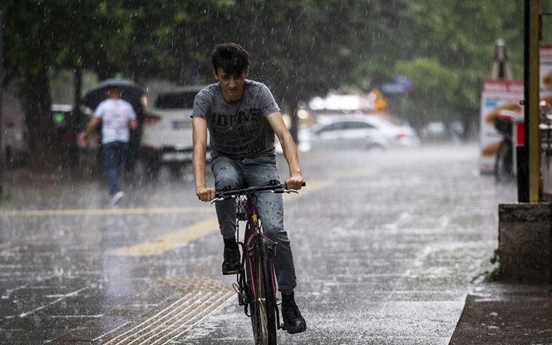 Bugün başladı 5 gün sürecek! Meteoroloji dolu var diyor İstanbul ve Ankara listede - Resim: 1