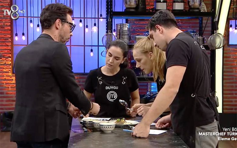 Duygu Acarsoy kendini sabote etti Masterchef'ten elendi : Eşi dövdü nişanlısı aldattı - Resim: 3