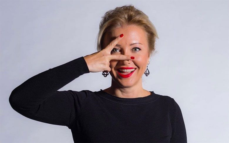 Berna Laçin 50 yaşında nasıl Covid-19 aşısı oldu? Alişan lafı yapıştırdı ortalık karıştı - Resim: 1