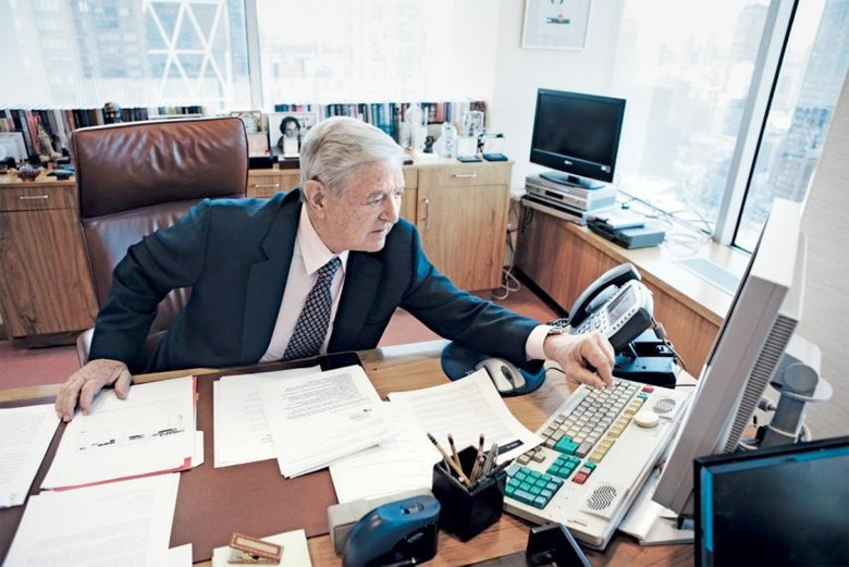 Kimdir bu George Soros! Eşi torunu yaşında aslı Yahudi... - Resim: 3
