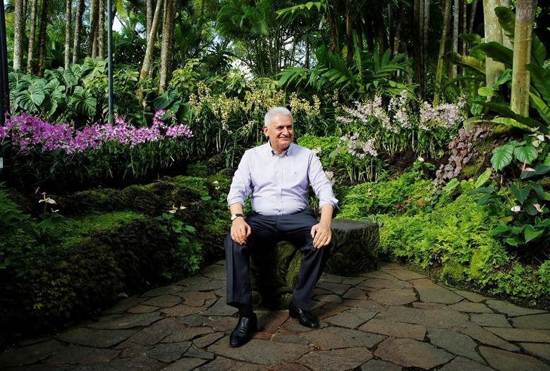 Binali Yıldırım'ın ceketsiz ve kravatsız görüntüsünün nedeni buymuş! - Resim: 2