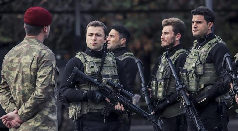 Söz dizisinin Karabatak'ı Eren Vurdem'in öyle bir fotoğrafı ortaya çıktı ki ... - Resim: 1