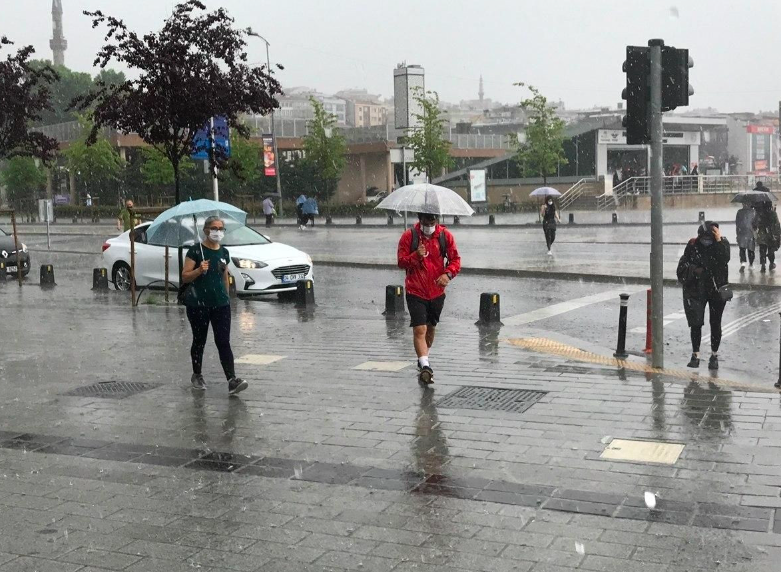 Meteoroloji sarı kodla son dakika uyardı! Trakya'da fırtına İstanbul'da sel, yıldırım... - Resim: 4