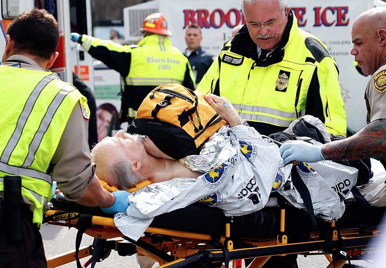 Boston patlamasından şok kareler - Resim: 4