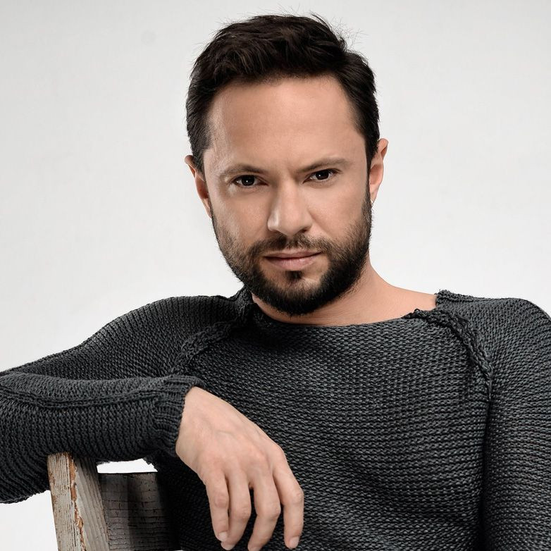 Şarkıcı Özgün 15 Temmuz gecesini anlattı! Hain darbe girişimi esnasında sahnedeydi - Resim: 4