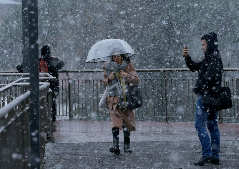 İstanbullular dikkat kar geliyor! Meteoroloji hazır olun dedi tarihi duyurdu - Resim: 1