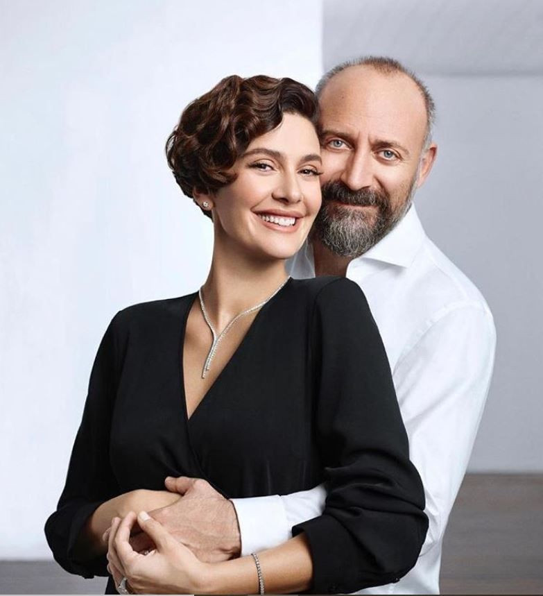 Aşkta yaşa takılmadılar işte aralarında yaş farkı olan ünlü çiftler! - Resim: 2