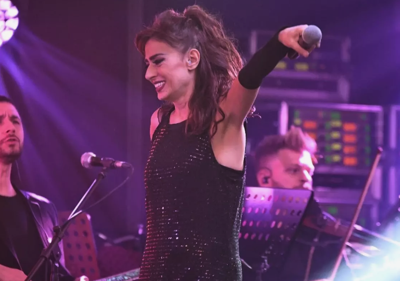 İbo Show'da sürpriz performans! Yıldız Tilbe'nin dansı geceye damga vurdu - Resim: 3