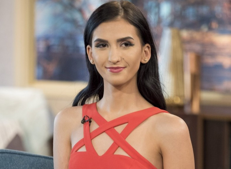 18 yaşındaki kız bekaretini satışa çıkardı örnek aldığı isme bakın! - Resim: 4